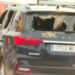 (VIDEOS) Víctimas de las inundaciones en Valencia atacan a golpes el coche del presidente Pedro Sánchez