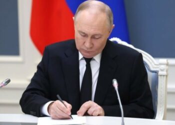 Vladimir Putin aprobó el decreto que autoriza el uso de armas nucleares ante agresiones convencionales