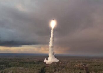 Rusia lanzó un misil balístico intercontinental contra Ucrania por primera vez desde el comienzo de la invasión