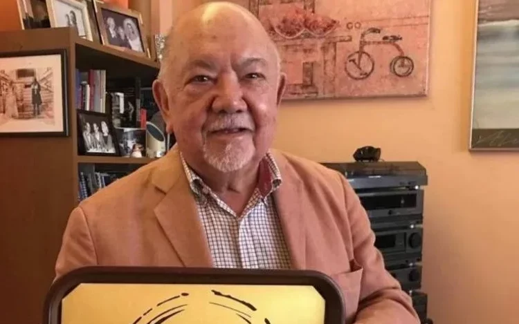 Sergio Corona graba su último capítulo de «Como Dice el Dicho» después de 13 años al aire