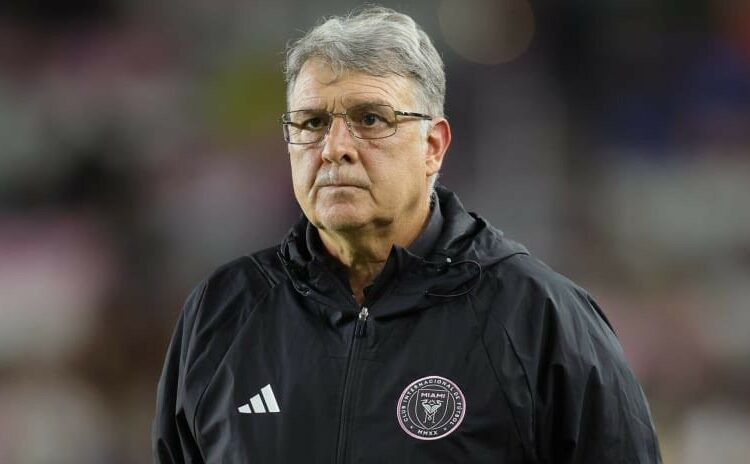 ‘Tata’ Martino desmiente rumores sobre el fichaje de Neymar