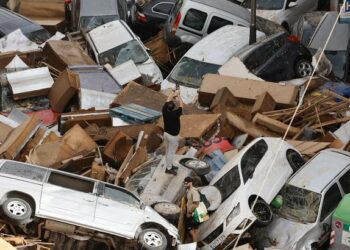 Decenas de desaparecidos en inundaciones en España