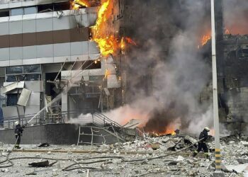 Ataque ruso con misiles contra Kiev deja un muerto