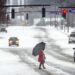 Nieve, hielo y vientos fuertes generan condiciones peligrosas en centro-oeste de EEUU