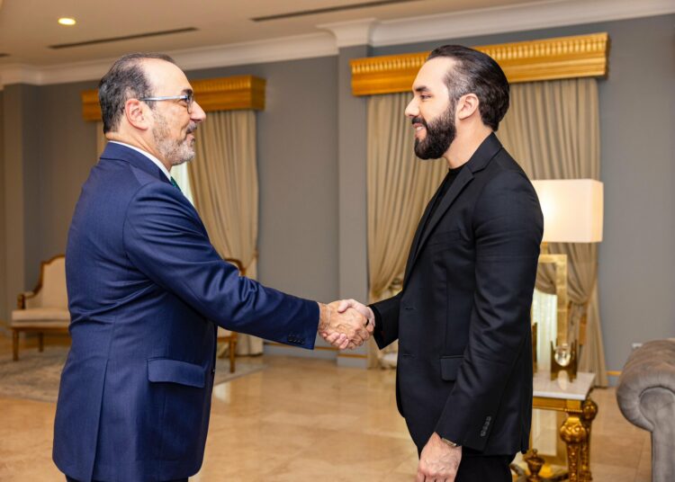 Presidente del CAF celebra que Bukele le apueste a la recuperación del Río Lempa