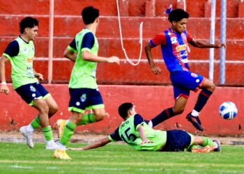 Santa Tecla sorprende de visita a Santa Ana Municipal en la Copa Chocovitos