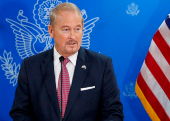 Donald Trump nomina a Ronald Johnson como próximo embajador de EEUU en México