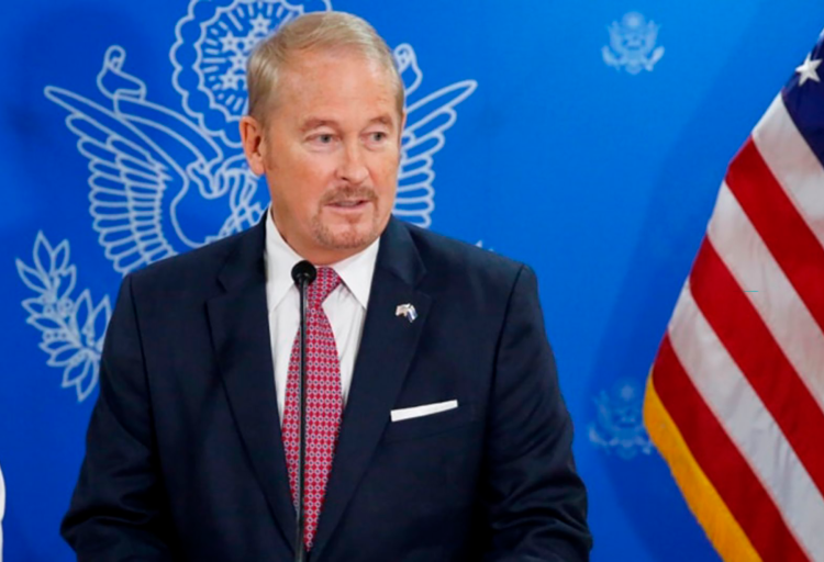 Donald Trump nomina a Ronald Johnson como próximo embajador de EEUU en México