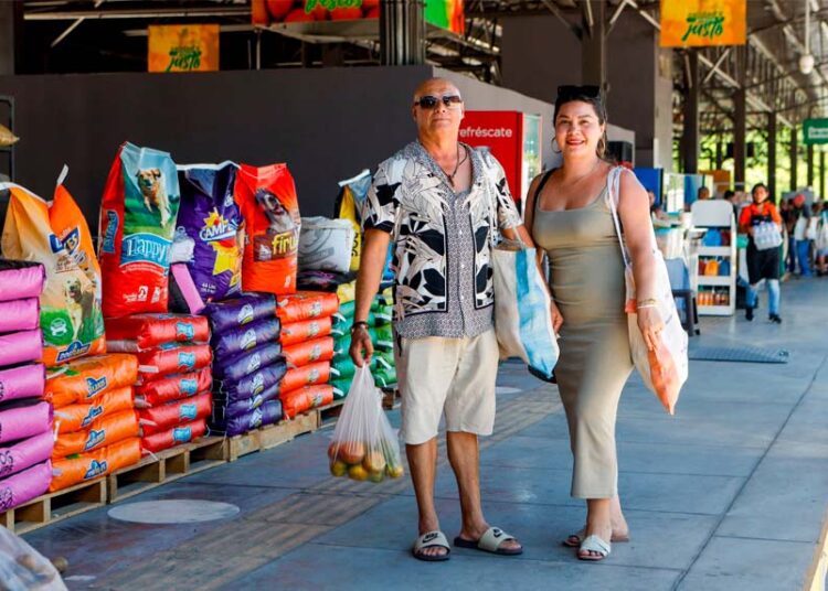 Central de Abastos continúa aliviando el bolsillo de los salvadoreños