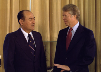 ¿Cuál fue la influencia de Jimmy Carter en la política salvadoreña?