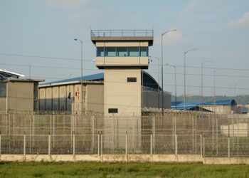 Ecuador: Congreso rechaza construcción de cárcel en Amazonía