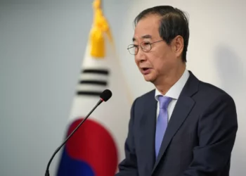 Diputados surcoreanos destituyen al presidente interino