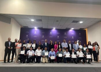 Gobierno otorga becas a 22 jóvenes para estudiar en prestigiosa escuela agrícola El Zamorano