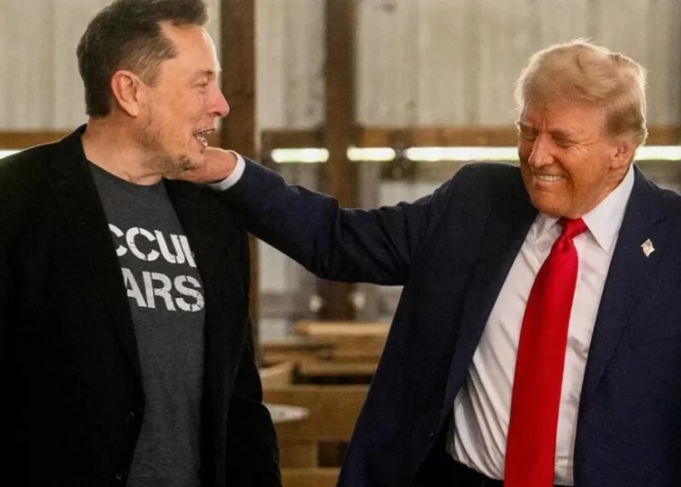La popularidad de Musk es similar a la de Trump entre los estadounidenses, revela sondeo