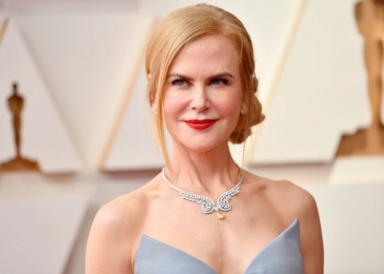 Nicole Kidman aún no supera el duelo por la muerte de su madre