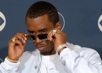 Sean ‘Diddy’ Combs es acusado de ordenar a uno de sus empleados suministrar juguetes sexuales en sus fiestas ‘Wild King Nights’