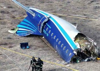 Ucrania acusó a Rusia de derribar el avión civil en Kazajistán que causó 38 muertos