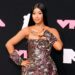 Cardi B revela la exorbitante suma que gasta al mes