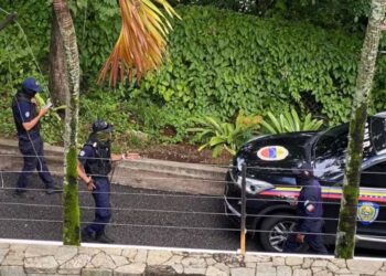 Caracas incrementa asedio a la embajada de Argentina