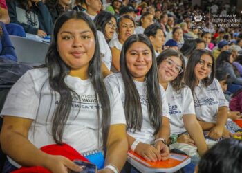 Programa de gobierno «Proceso Formativo» permitirá a 8 mil jóvenes acceder a becas universitarias