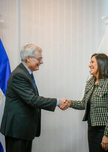 El Salvador busca acuerdo comercial con MERCOSUR