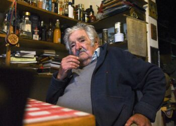 José Mujica reconoció que habló de forma “grosera” sobre Cristina Kirchner, pero volvió a pedirle que deje lugar para las nuevas generaciones