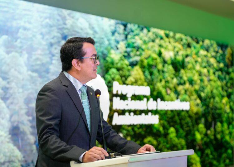 Gobierno lanza «Sello Ambiental» y propone nuevos incentivos ambientales