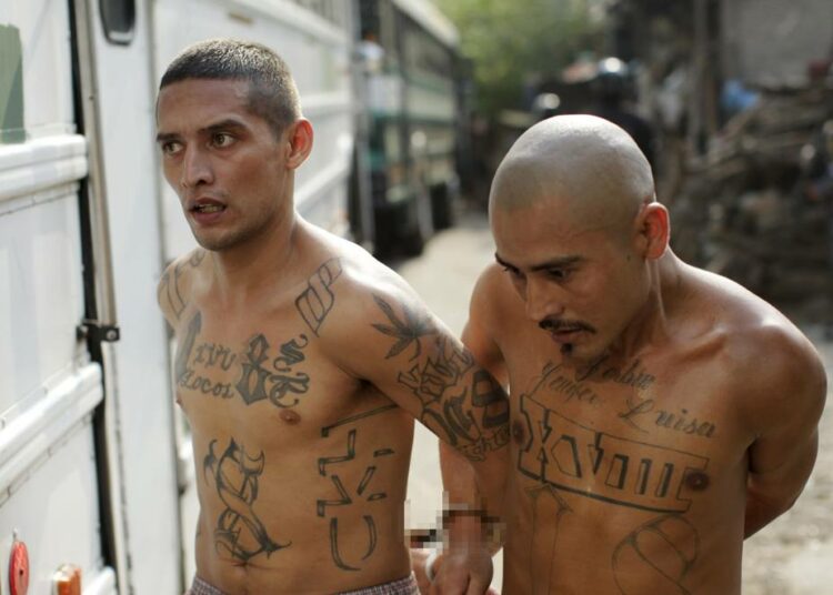 Condenas ejemplares de hasta 120 años de cárcel a pandilleros en El Salvador