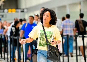 Cerca de 2 millones de viajeros nacionales y extranjeros ingresaron y salieron del país en diciembre