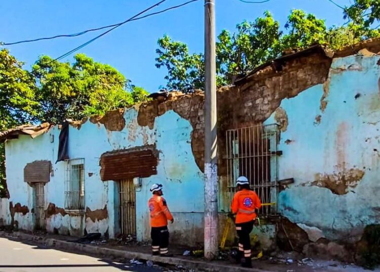 Dos viviendas resultaron afectadas en San Juan Opico tras sismo de 6.3 grados ocurrido el domingo