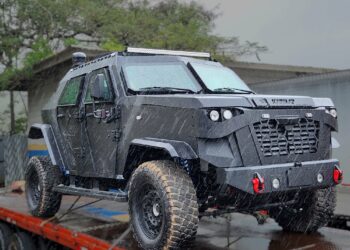 Policía en Honduras incorpora vehículos blindados «tácticos»