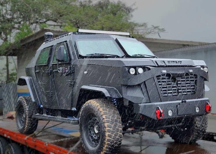 Policía en Honduras incorpora vehículos blindados «tácticos»