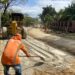 Continúa pavimentación de calle hacia Playa Las Mueludas en La Unión