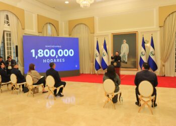 Empresas, comercios e instituciones de Gobierno no aplican al beneficio de pago de recibos de agua y luz en enero