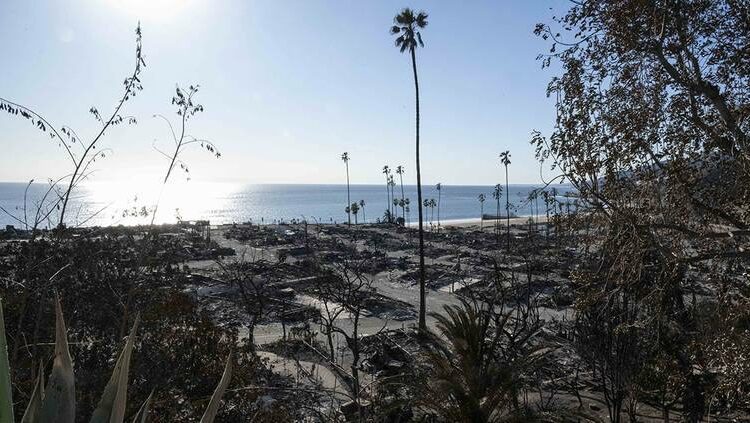 Los Ángeles: retorno de evacuados demorará una semana