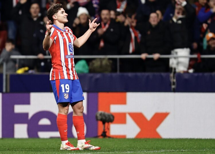 Con doblete de Julián Álvarez, Atlético de Madrid derrota 2-1 al Bayer Leverkusen