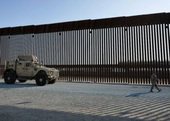 EEUU enviará 1.500 soldados para vigilar la frontera con México