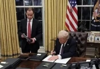 Trump suspende la entrada de refugiados en EE.UU.