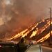 Varios incendios continúan quemando el sur de California