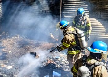 Incendio estructural en La Libertad es sofocado gracias a rápida intervención