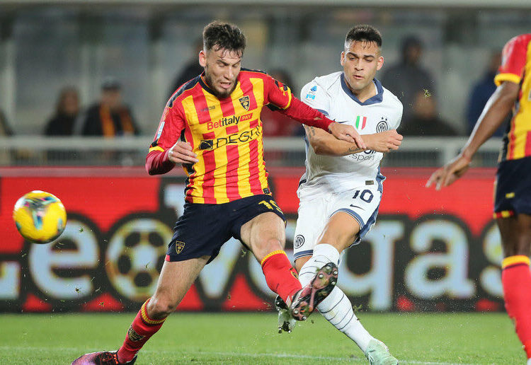 Inter goleó a Lecce y amenaza a Napoli en la Serie A