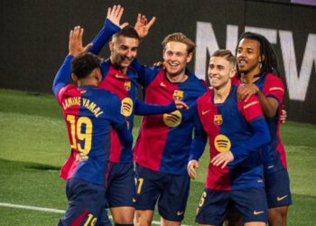 Humilla Barcelona al Valencia con siete goles