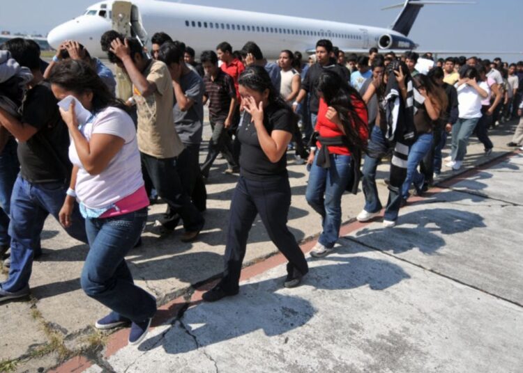 Honduras recibirá primeros 126 deportados de Estados Unidos