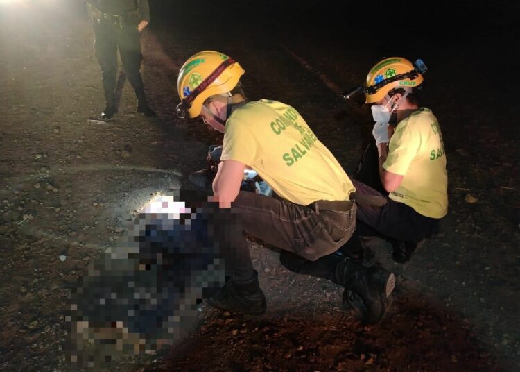 Hombre pierde una extremidad luego que cabezal le pasara encima