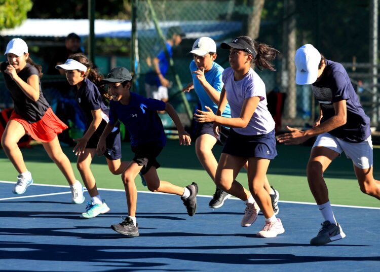 Comienzan los entrenamientos en la Academia Forty Love de Marcelo Arévalo