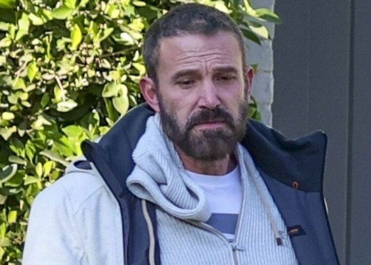 Ben Affleck recibió la visita de agentes del FBI y de la policía en medio de los incendios forestales en LA