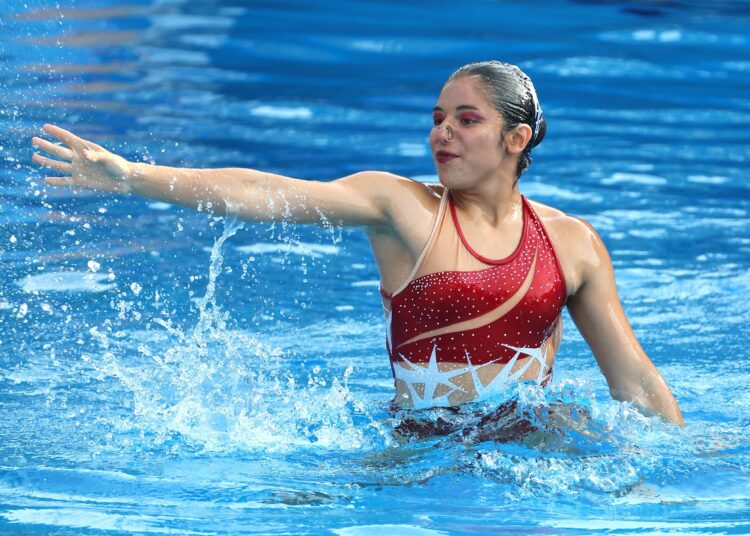 Cesia Castaneda de nado sincronizado inicia su etapa profesional en México