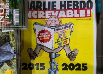 Francia conmemora 10 años de los ataques a la revista «Charlie Hebdo» en Francia