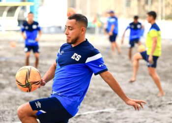 Portugal y Estados Unidos ¿los rivales a vencer de la Selecta en El Salvador Beach Soccer Cup?