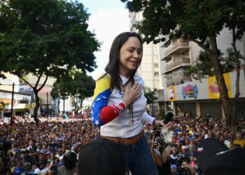 María Corina Machado reaparece en Venezuela en una protesta en Caracas
